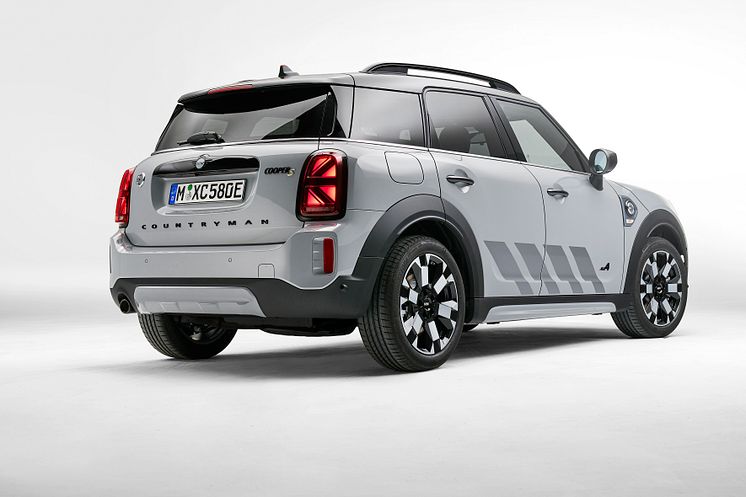 MINI Cooper SE Countryman ALL4 Untamed Edition