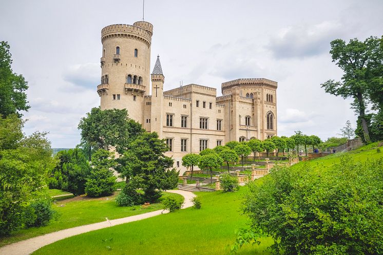 Potsdam_Schloss_Babelsberg_im_Park_Babelsberg