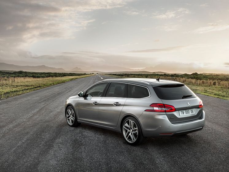 Nya Peugeot 308 SportWagon 