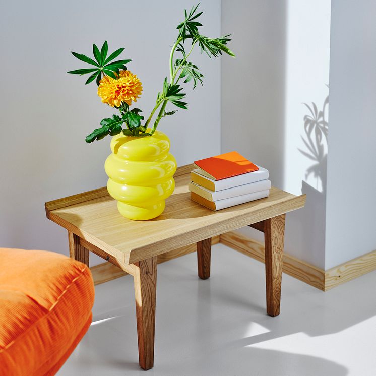 GUTTANE sidebord 699 DKK.jpg