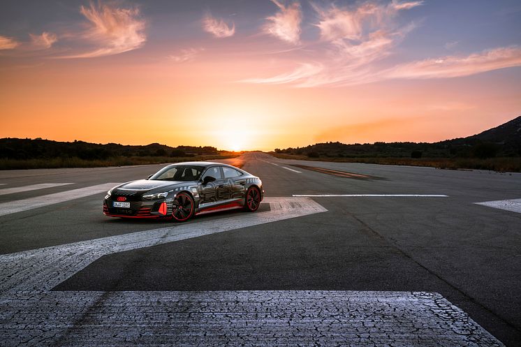 Audi RS e-tron GT prototype