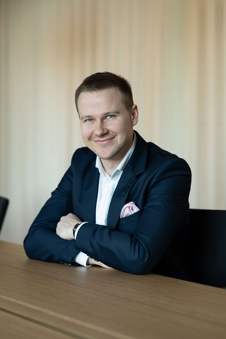 Tuomas_Vuorinen_web_1