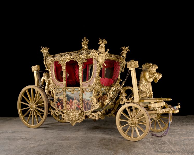 A reproduction of the Coronation carriage £30,000-50,000