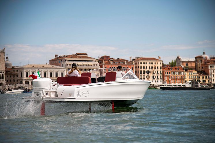 Candela C-7 in Venice