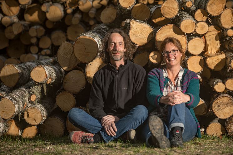 Mireille och Willem, värdpar på Näsets Marcusgård i Furudal, Dalarna