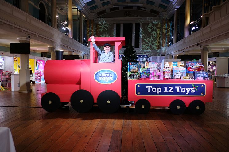 Dream Toys 2018 - Event Shots - Top 12 Toys Train - Gary Grant