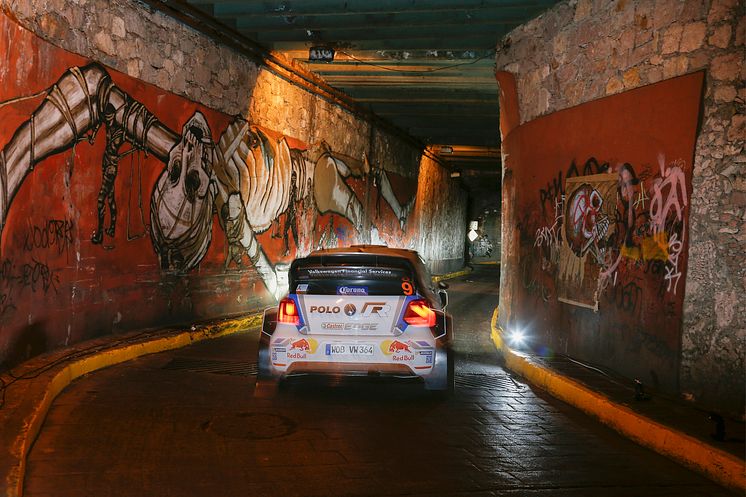 Inför Rally Mexico Mikkelsen tunnel