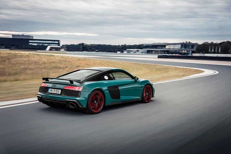 Audi R8 green hell (Tiomangrøn)