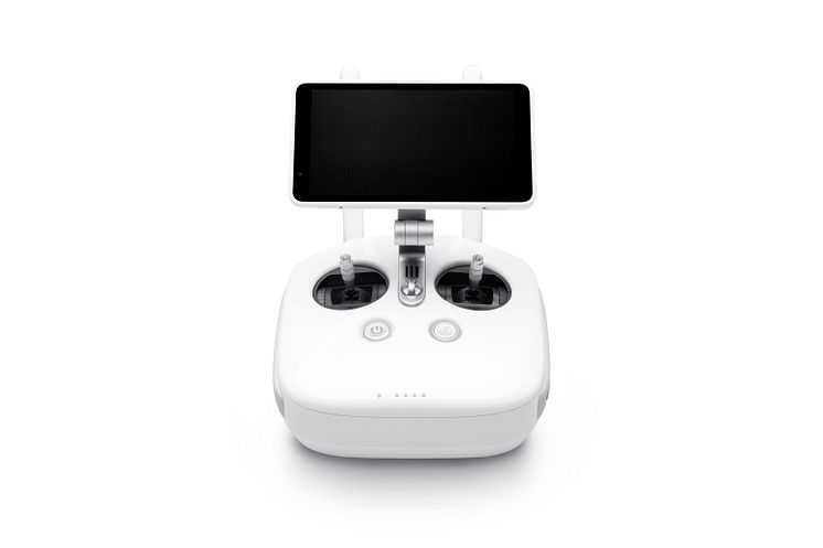 Phantom 4 Pro remote with monitor (1)