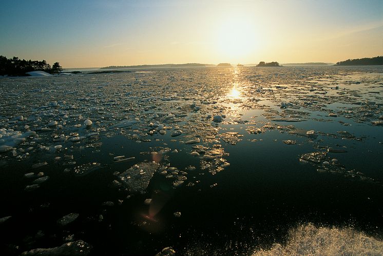 Die Schäreninseln zwischen Schweden und Finnland im Winter