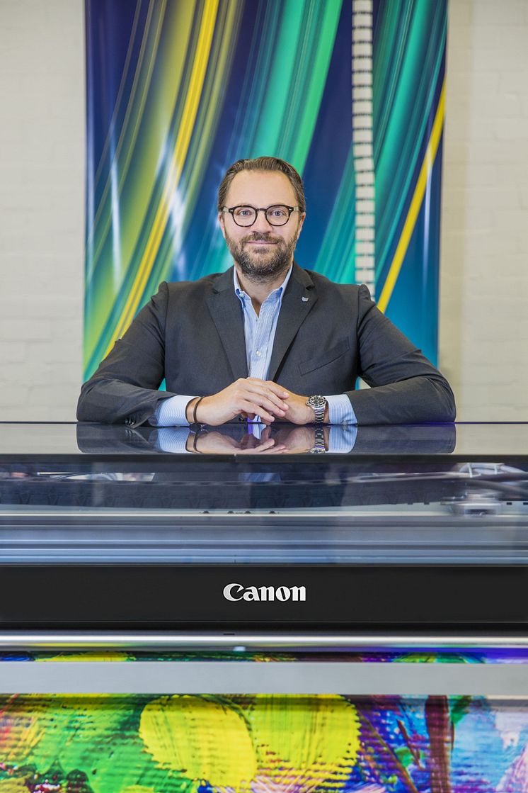 Michele Tuscano, Head of Global Partner Channel & Vice President EMEA - Large Format Graphics hos Canon Production Printing
