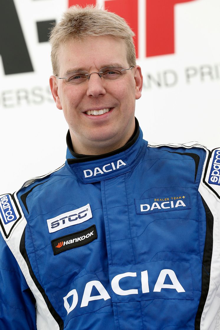 Dacia Dealer Team 03.jpg