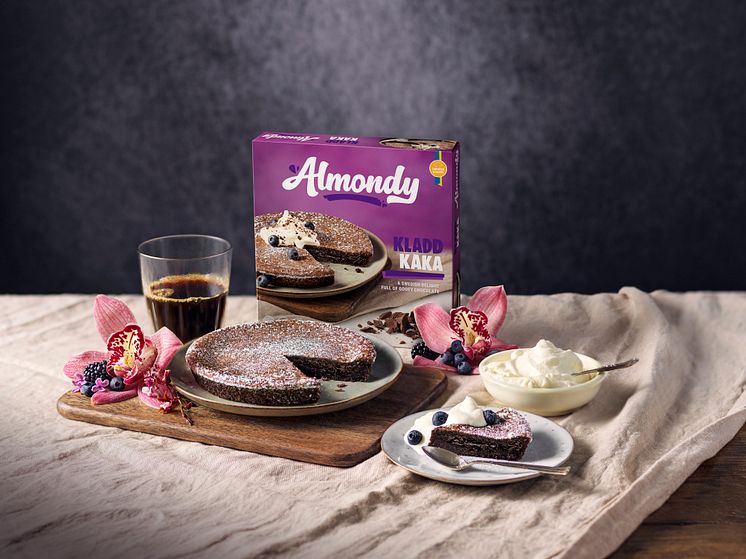 Almondy_Kladdkaka_Miljo_Cake_Pack copy