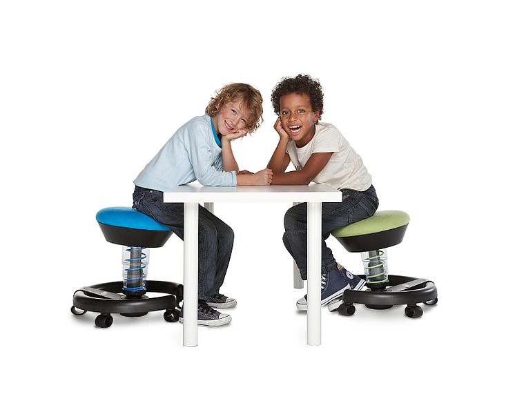 swoppster am Schreibtisch