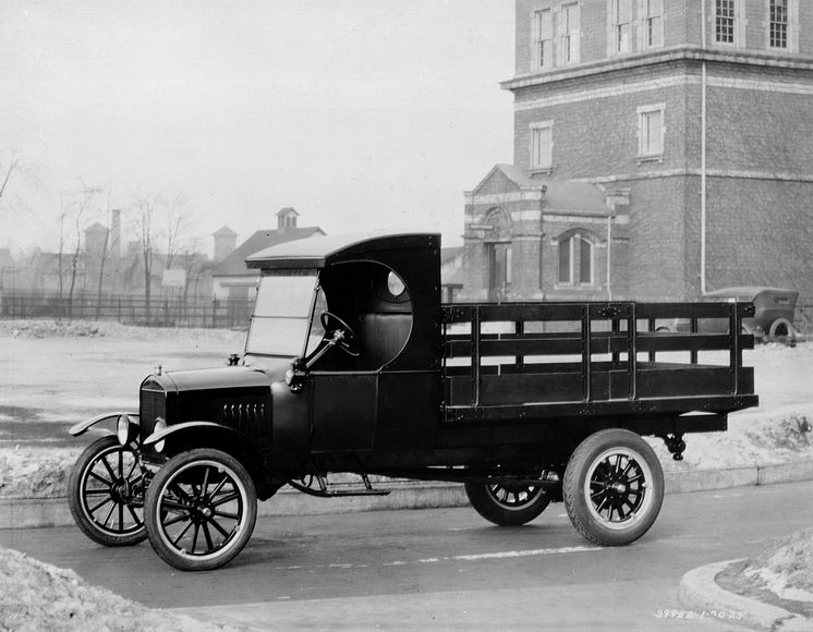 1924 Ford Model TT stake bed truck neg 39952