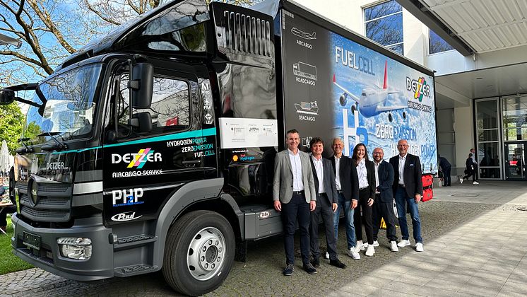 Detzer Aircargo Service treibt mit PH2P Truck von Paul Group die Dekarbonisierung voran.