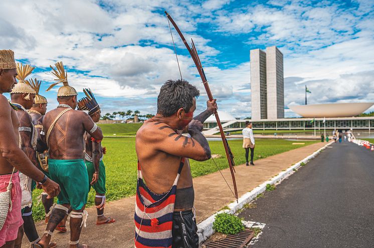 Edgar Kanaykõ Xakriabá, National Movement of the Indigenous Peoples, from the series "Acampamento Terra Livre", 2023. 