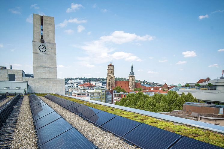 Stuttgart solar power on townhall © Lichtgut-Leif Piechowski.jpeg