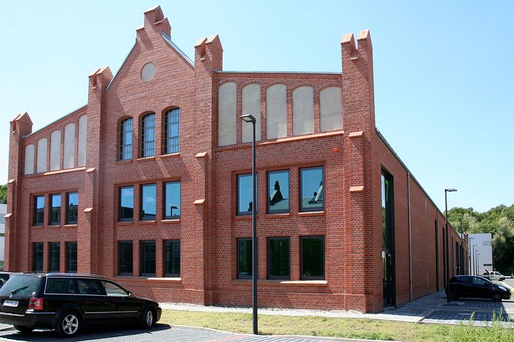 Campus / Hörsaalzentrum Halle 17