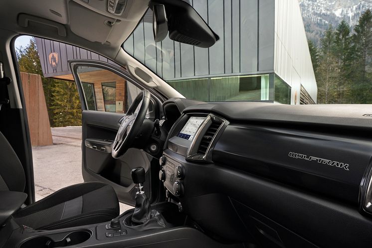 2021FordRanger_Wolftrak_Interior_02