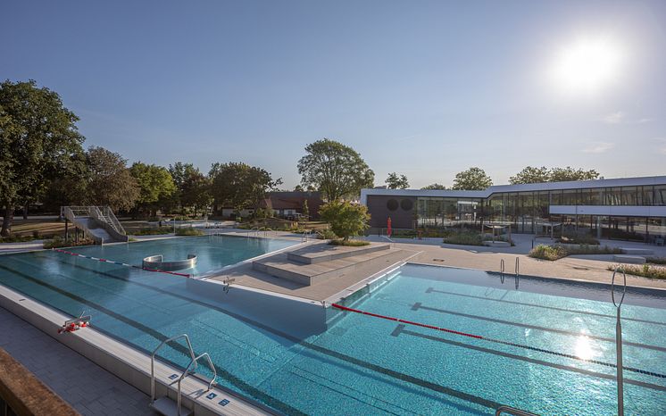 Schwimmen und Schwärmen im Badepark Berenbostel