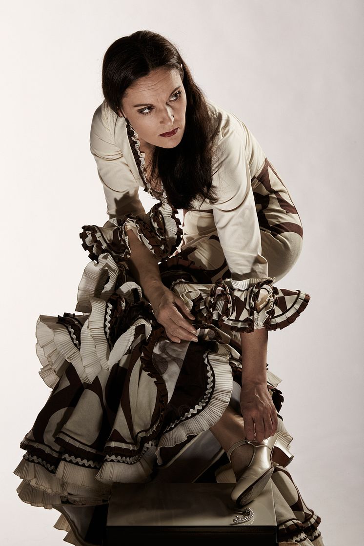 Mariana Ortega Flamenco – Señorita Julia