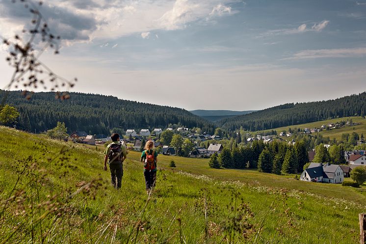 Kammweg Erzgebirge-Vogtland_ Carlsfeld_Foto TVE_ Rene Gaens.jpg