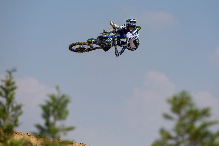 2022090502_010xx_MXGP_Rd18_コルデンホフ選手_4000