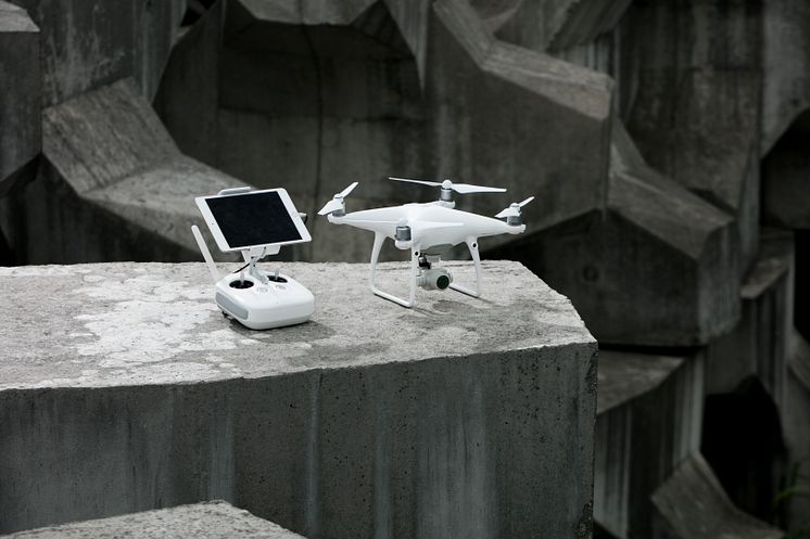 DJI Phantom 4 Advanced (2)