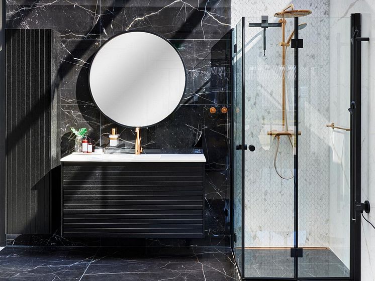DK_showroom_hillerod_entrance_black_4_3_4_3.jpg