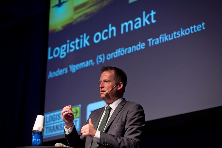 Logistik & Transport 2014