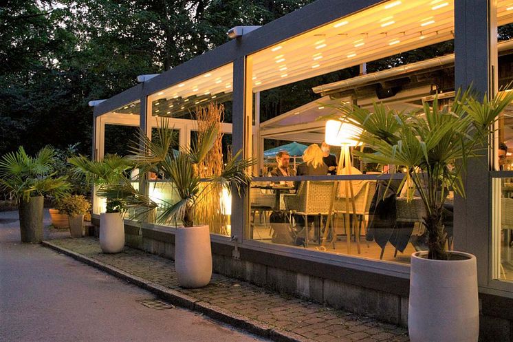 Behrens-Hotel-Bischofshol-KALTWINTERGARTEN-Pergola-SILVER