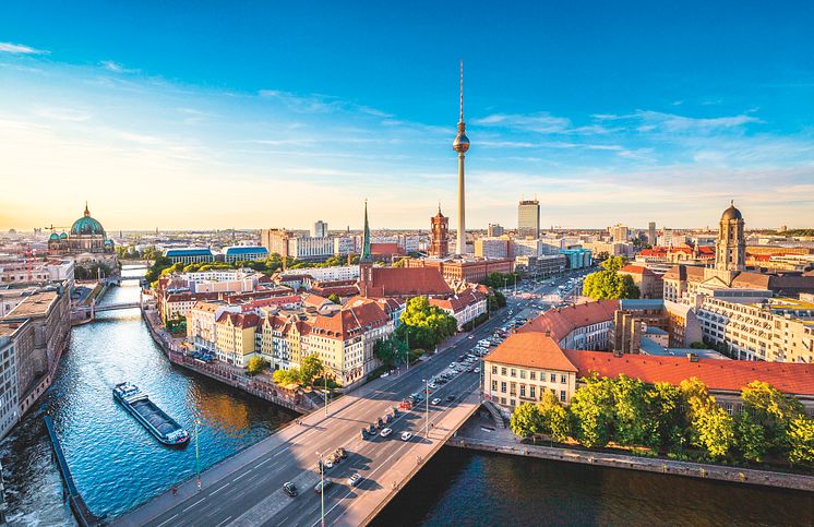 tui-berlin-LOC_000898_shutterstock_314149679.jpg