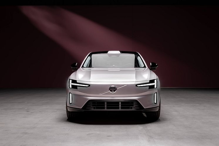 342405_Volvo_ES90_Exterior.jpg