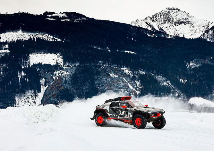 Audi RS Q e-tron #224 (Team Audi Sport), Mattias Ekström (GP Ice Race 2022)