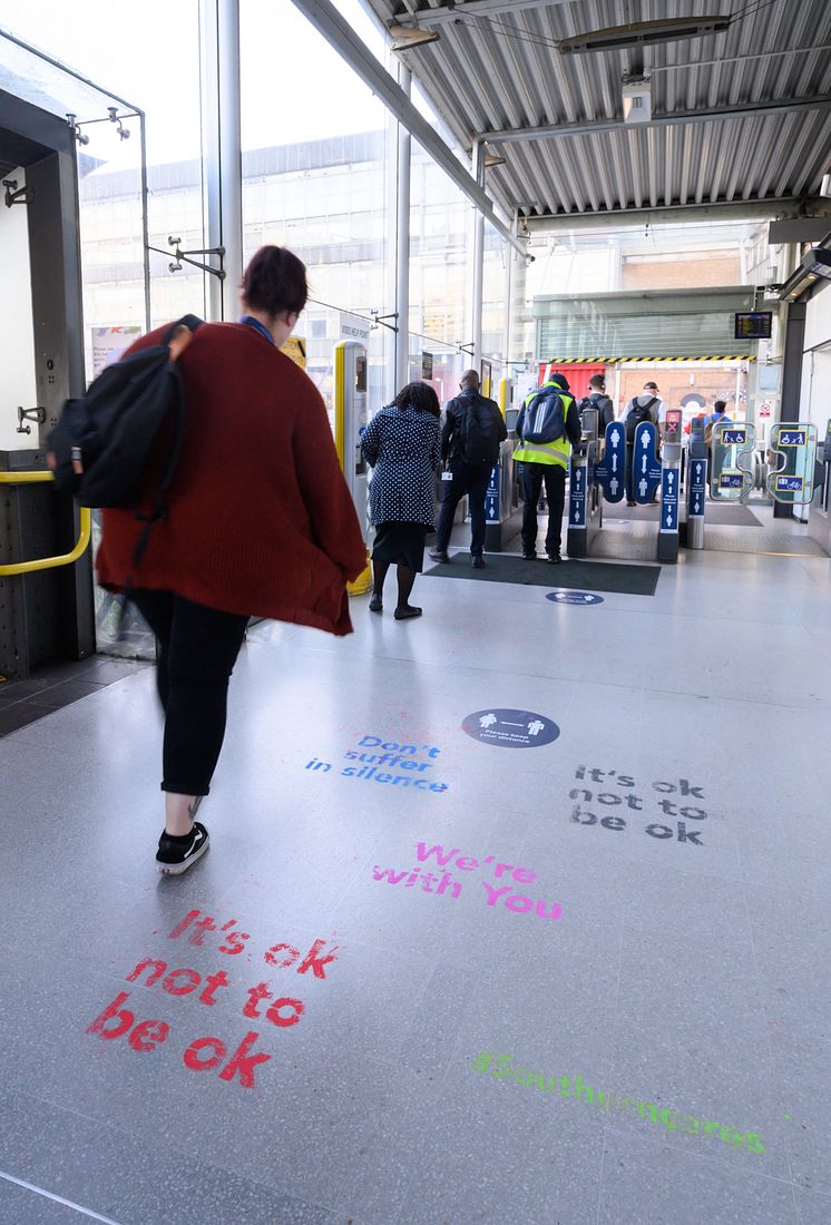 Affirmation Art appears at East Croydon station