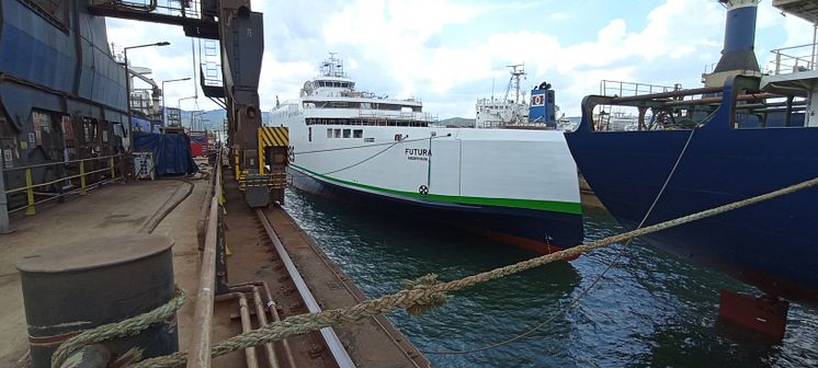 Futura in the floating dock_3