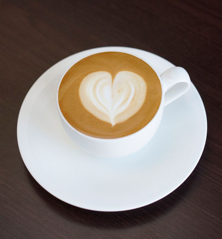 How to make a coffee heart - Step 5