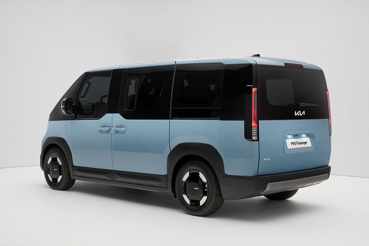 kia-pv5-passenger-frost-blue-ext-studio-static-print-3600x2400-003.jpg