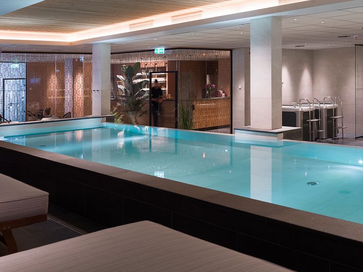 Vana Spa Borlange-Pool 02
