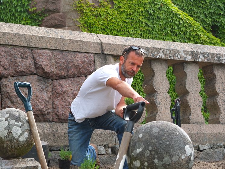 James Dooley i Tjolöholms slottsträdgård