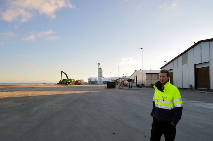 Sölvesborgs hamn miljösatsar med LED mastbelysning