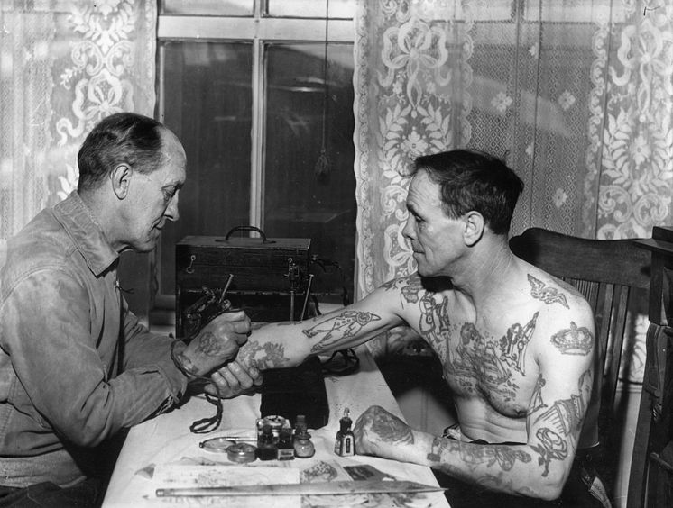 Tatuerare, arkivbild