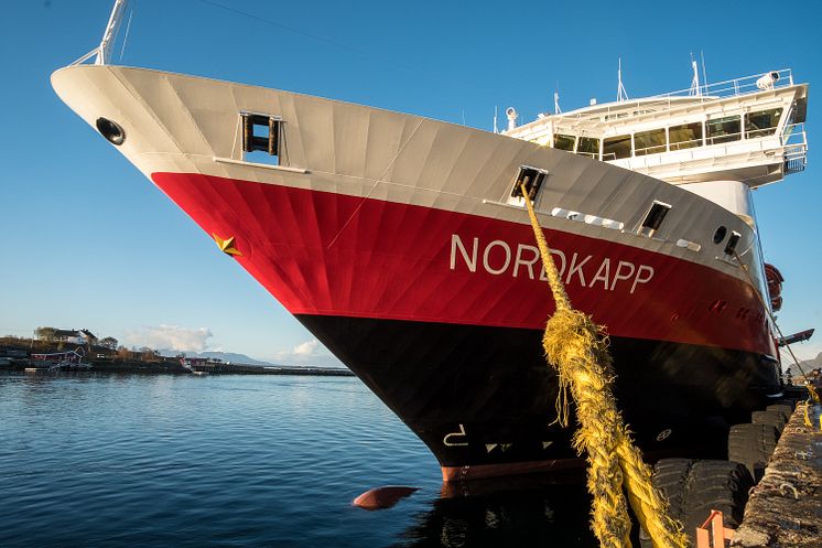 MS_Nordkapp_Bronnoysund_116661_Photo_Andreas_Kalvig_Anderson_Hurtigruten