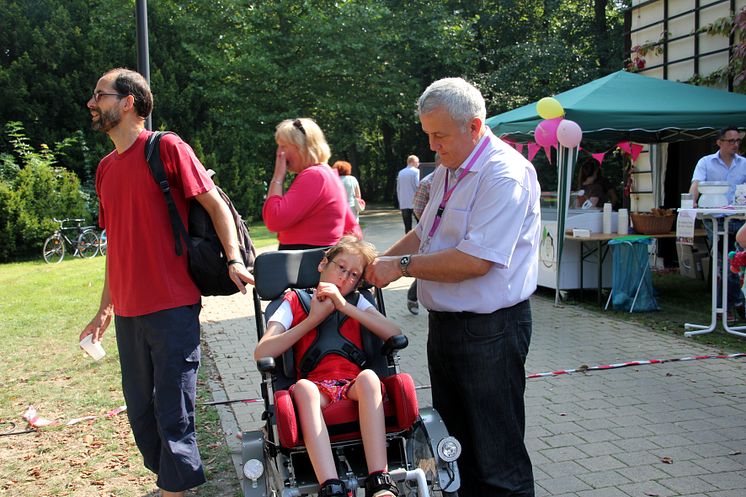 Tag der offenen Tür im Kinderhospiz: Bärenherz-Sommerfest lockt 1.000 Besucher in den Kees’schen Park