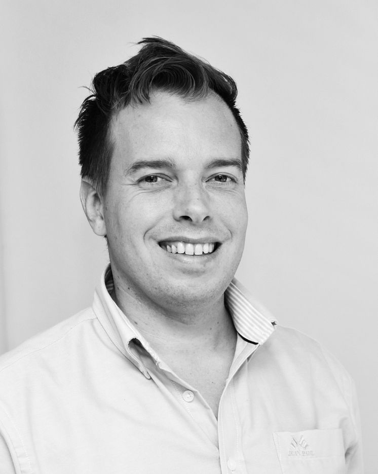 Morten Dahle Stærk_svart-hvitt.jpg