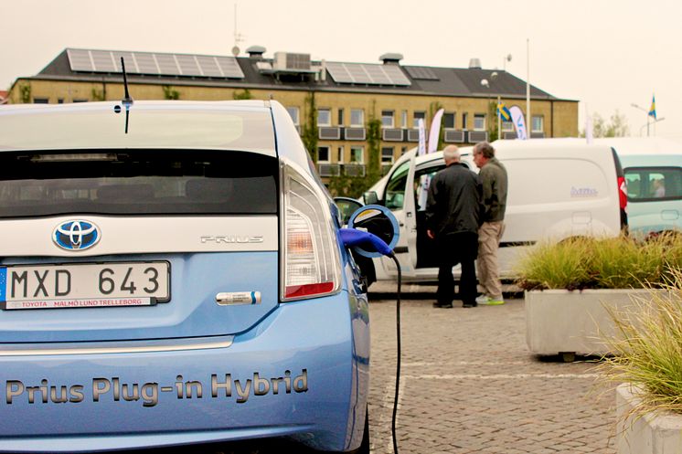 Plug-in hybrid och elbil vid Malmö stads fordonsmässa 2012