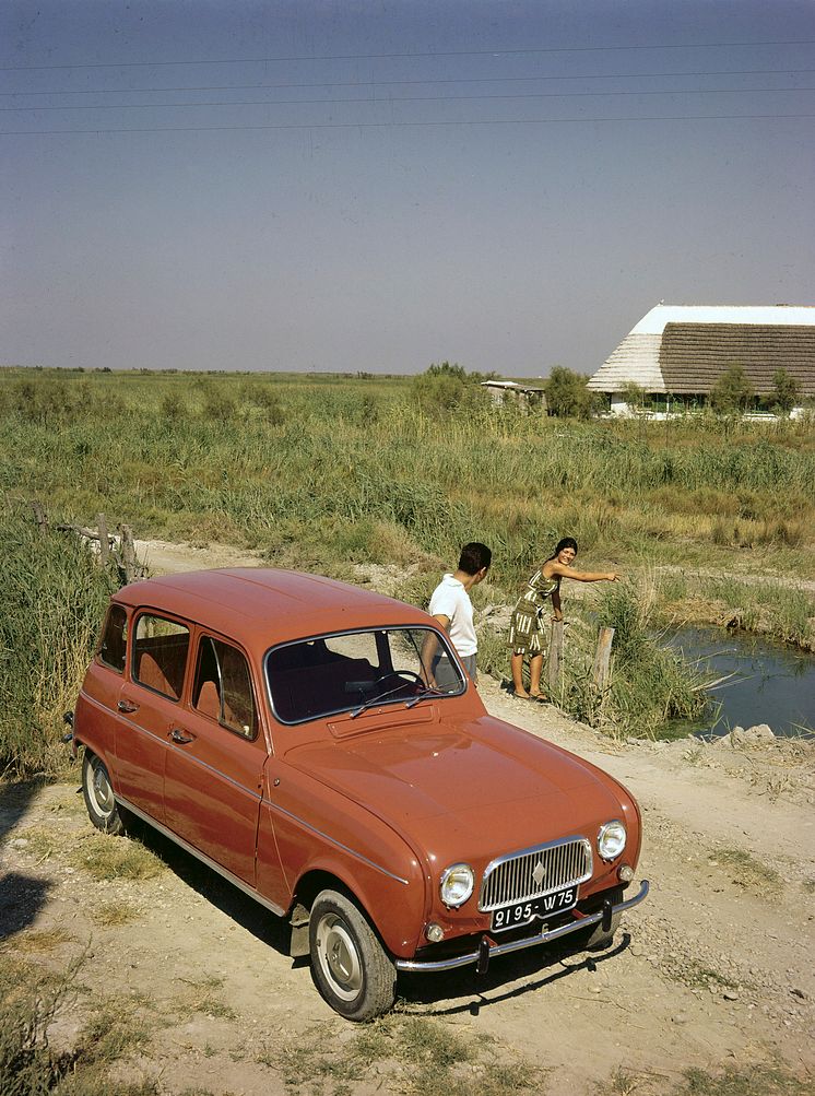 Renault 45