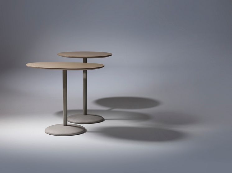 Wind table designed by Jin Kuramoto