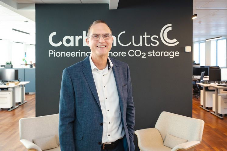 Ken Wesnæs, idémand og grundlægger af CO₂-lagringsselskabet CarbonCuts, har besluttet at træde tilbage fra sin stilling som CEO.